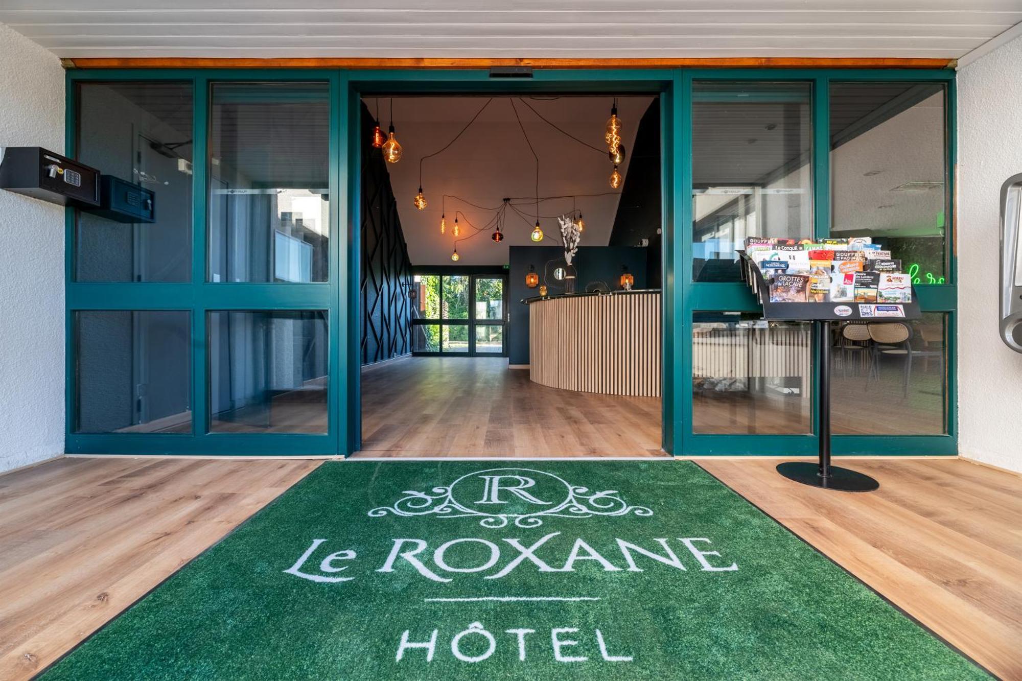 Le Roxane Hotel Saint-Laurent-des-Vignes Exterior photo